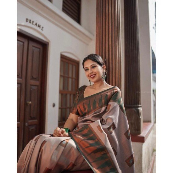 Buy Green Banarasi Silk Bridal Traditional Designer Saree Online -